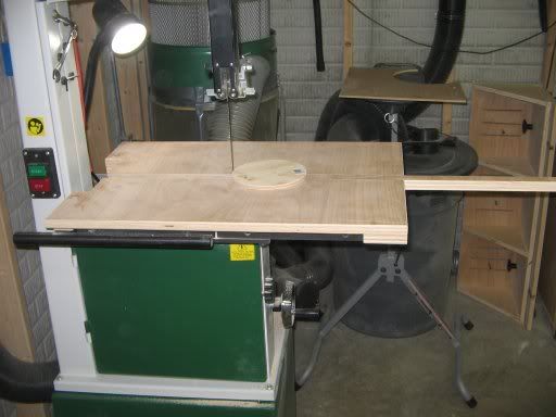 Bandsaw Jig For Cutting Circles